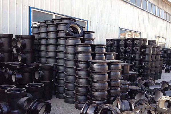 重慶球墨鑄鐵管盤(pán)接短管的時(shí)候應(yīng)該如何進(jìn)行安裝？